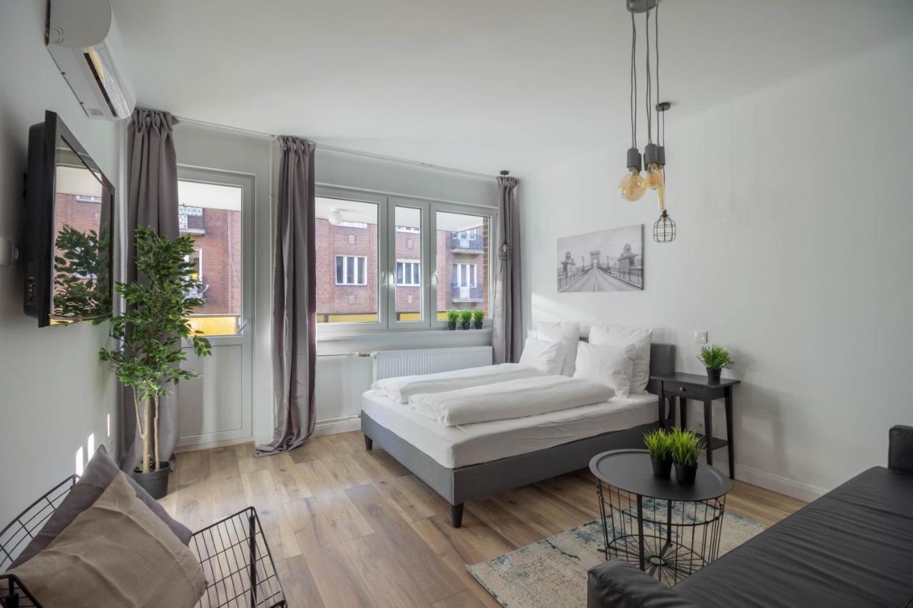 Standard Apartment By Hi5 - Madach Budapest Eksteriør billede